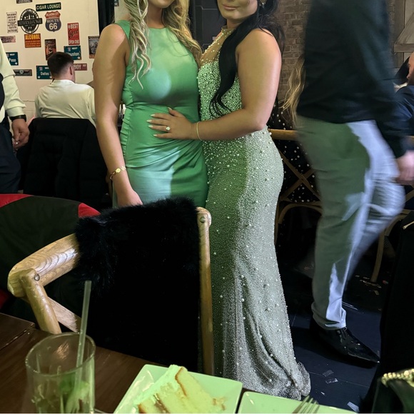 Miss Circle Ginny Pearl Embellished Backless Gown - Picture 6 of 9